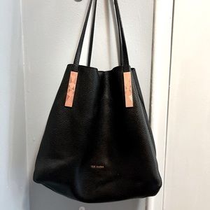Ted Baker Tote Handbag with middle magnetic clasp to close it! BNWOT!!!